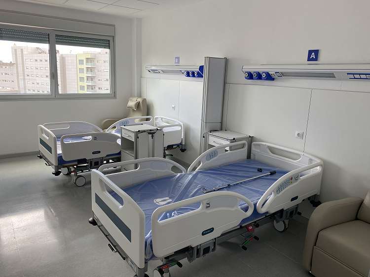 2 hôpitaux d'urgence aux îles Canaries